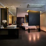 Yeoksam Lumiere Hotel